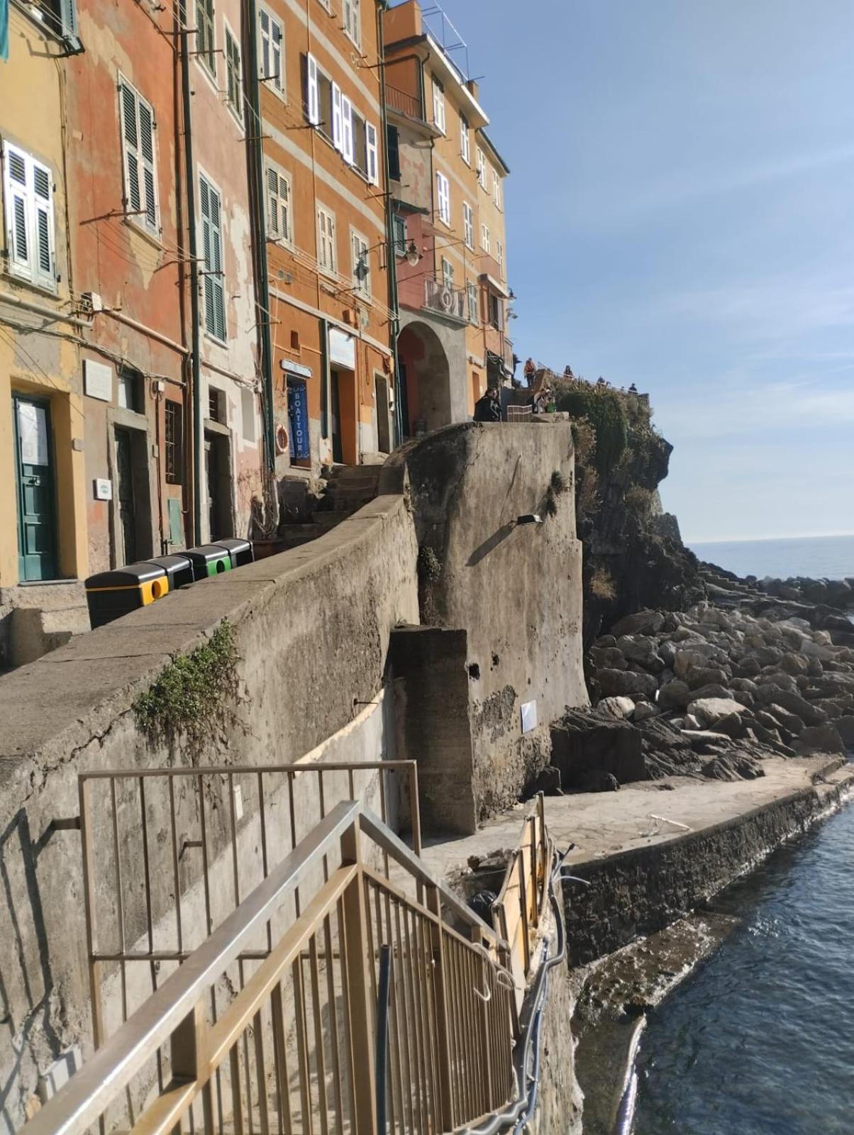 라스페치아 Casa Vacanze Andrea La Tua Base Per Visitare Il Mare Delle Cinque Terre 아파트 외부 사진