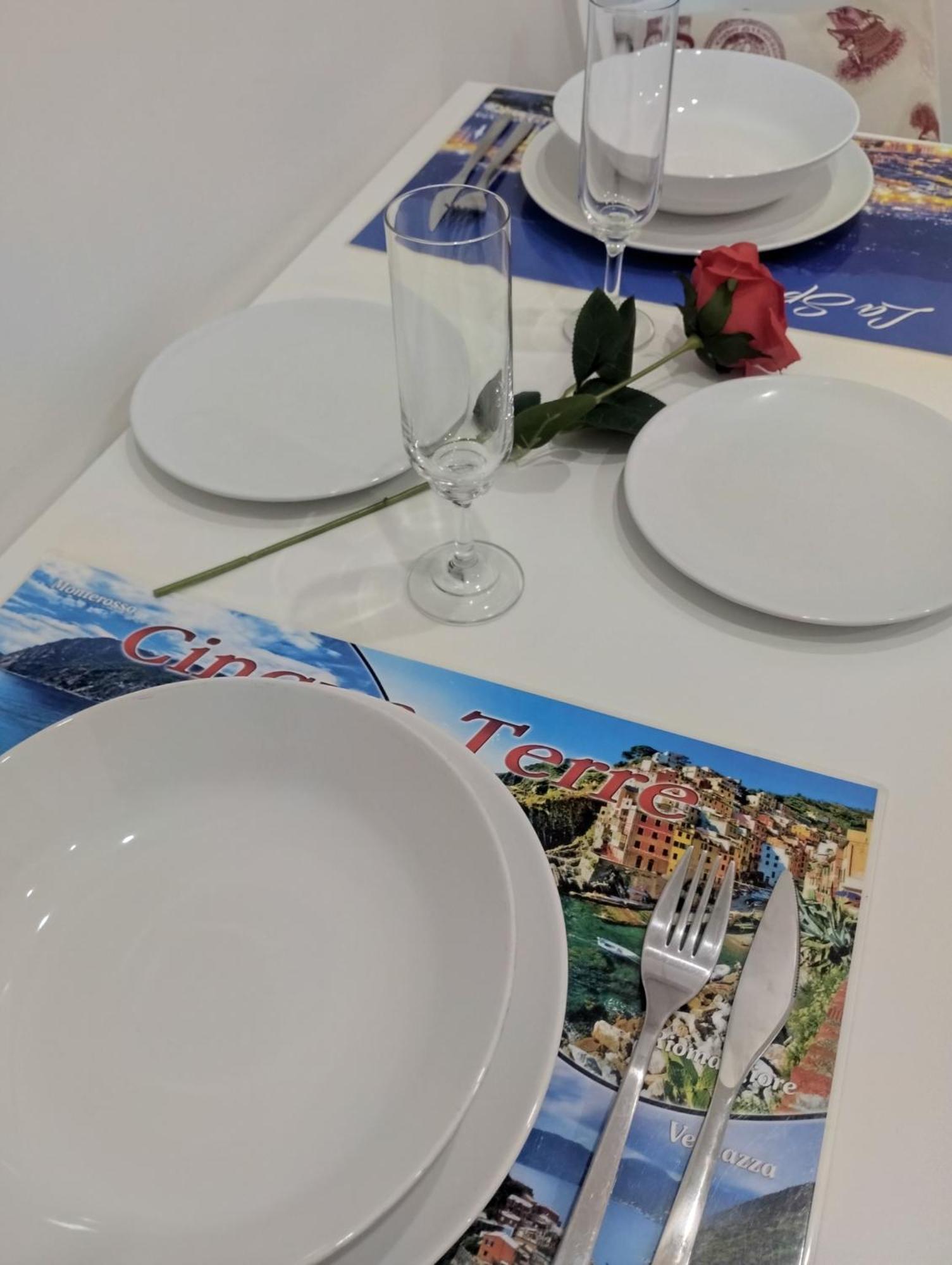 라스페치아 Casa Vacanze Andrea La Tua Base Per Visitare Il Mare Delle Cinque Terre 아파트 외부 사진